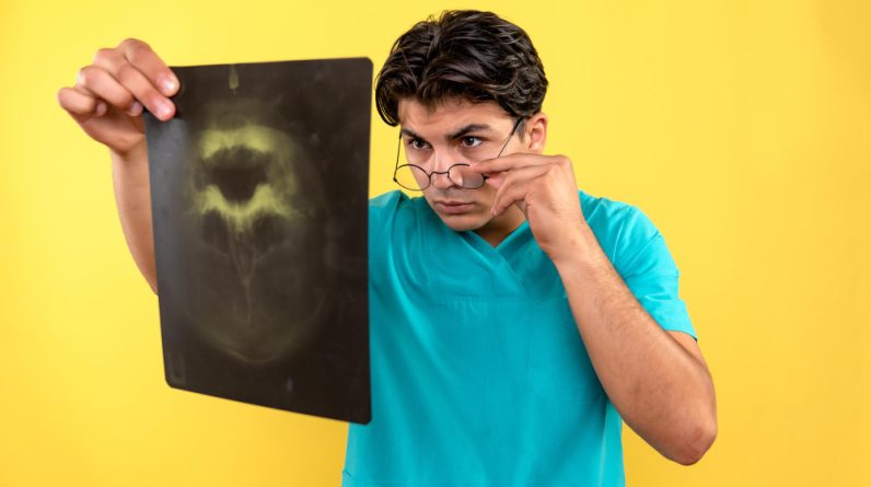 Is It Possible to Have X-ray Effect in Minecraft Education Edition?