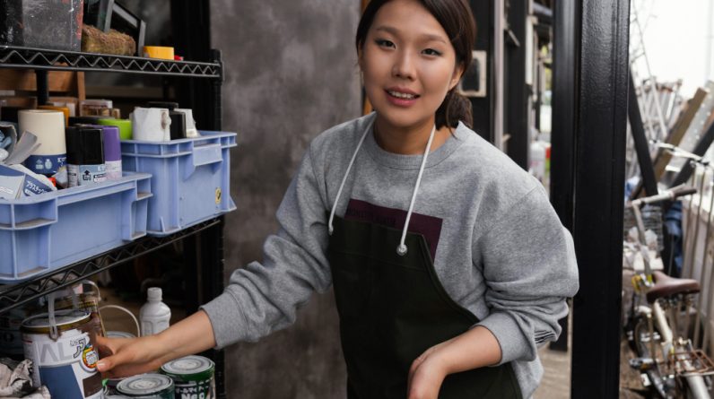 The Ultimate Guide to Small Enterprises: Definition, Benefits, and Growth Strategies